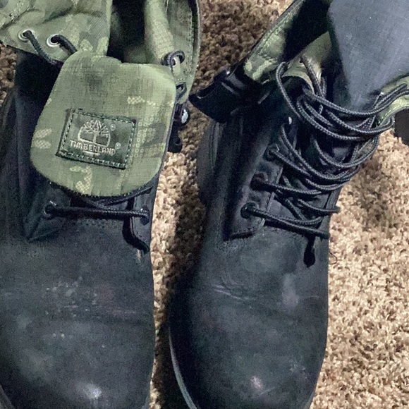 Timberlands - Picture 3 of 4